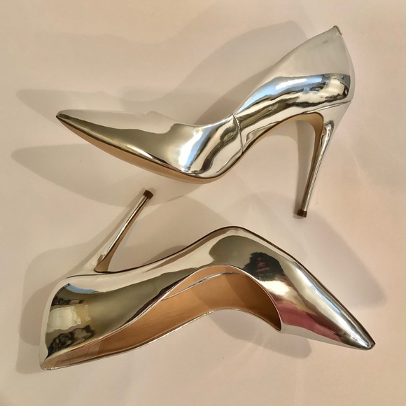 STEVE MADDEN Reflective Silver Heels - Picture 8 of 13